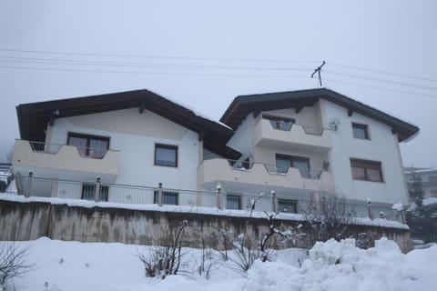 Property building, Winter