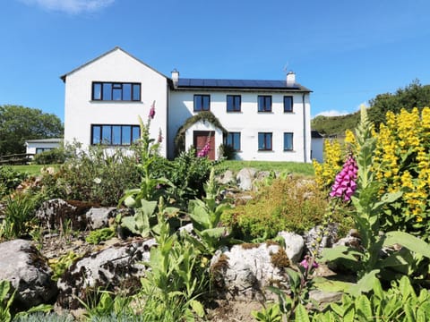 Ghyll Bank House House in England