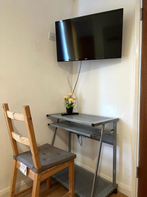 Langdale House 5 bedroom 7 beds 3 bathrooms Vacation rental in Derby