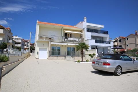 Wilma Apartment Apartment in Šibenik-Knin County, Croatia