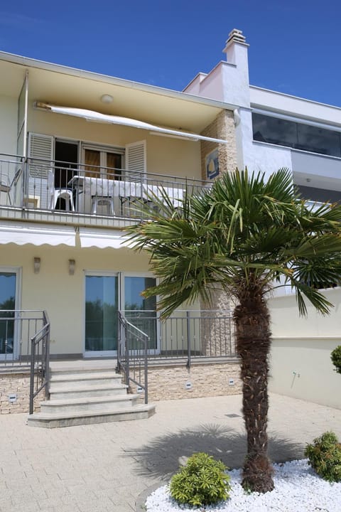 Wilma Apartment Apartment in Šibenik-Knin County, Croatia