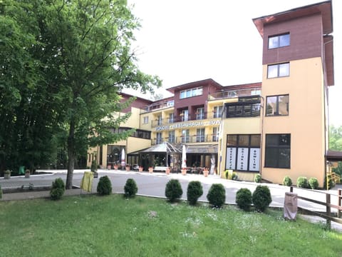 Patio, Facade/entrance, Lobby or reception