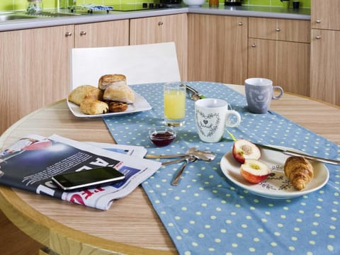 Food and drinks, Food, Breakfast