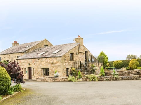 Hazelwood Cottage House in Craven District
