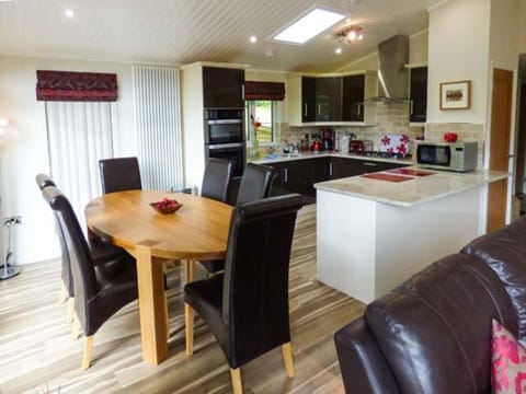 High View Lodge House in England