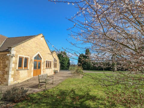 Manor House House in Chesterfield