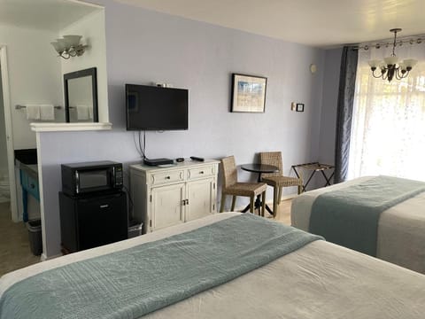 TV and multimedia, Seating area