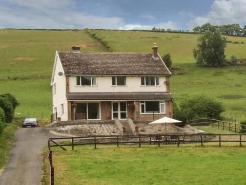 Cwmgilla Farm House in Wales
