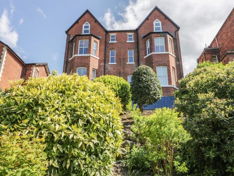 Carisbrooke Apartment in Scarborough