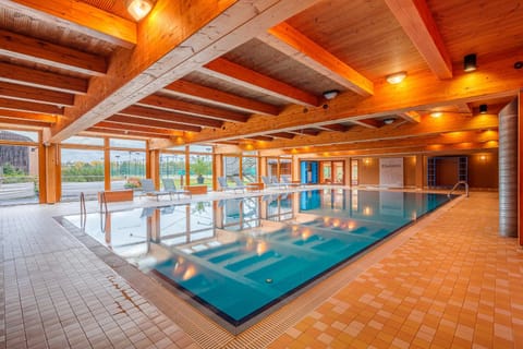 Natural landscape, Activities, Hot Tub, Spa and wellness centre/facilities, Spa and wellness centre/facilities, Swimming pool, Swimming pool