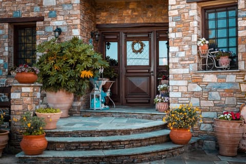 Property building, Facade/entrance