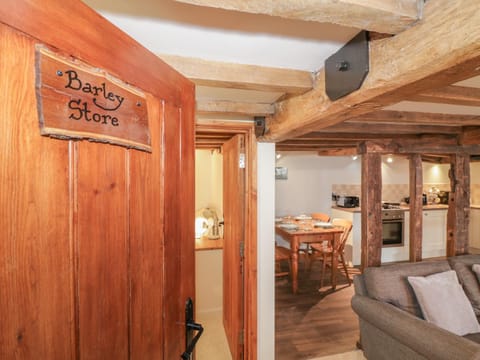 The Barley Store Apartment in Wales