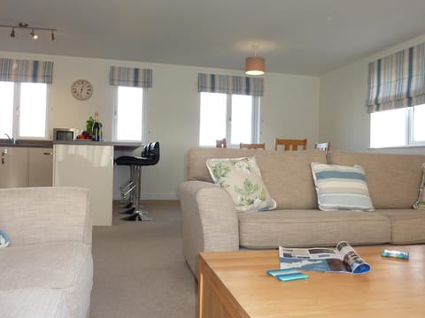 28 Clock Tower Court Apartment in England