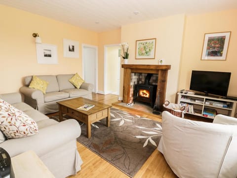 Simmer Dim House in England