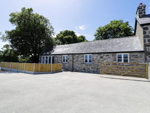 Cefn Bryn Bach House in Criccieth