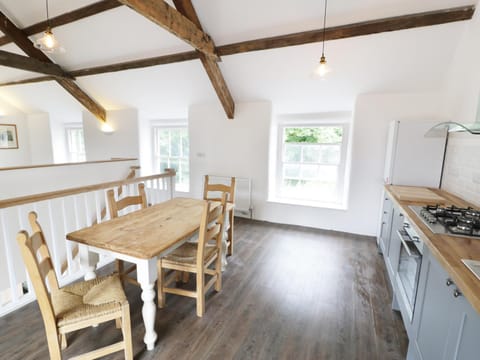 Cefn Bryn Mawr House in Criccieth