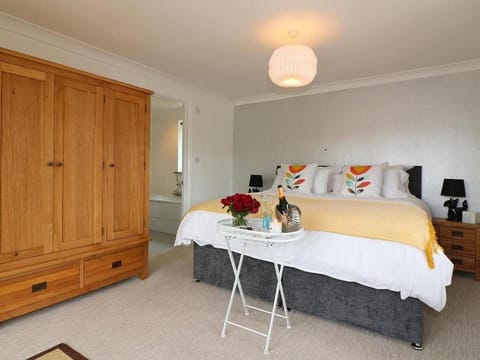 Omalast House in England