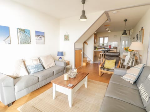 12 West End Point Apartment in Pwllheli
