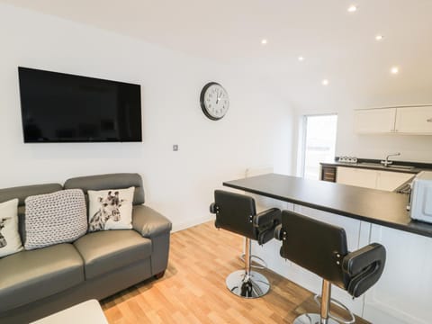 7 Marina View Apartment in Pwllheli