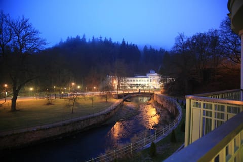 Night, View (from property/room), Autumn, On site, Landmark view, River view, Street view
