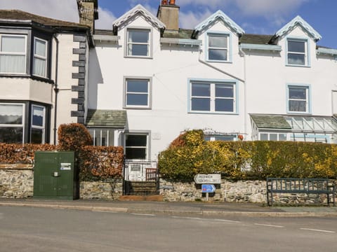 Prospect Lodge House in The Mount