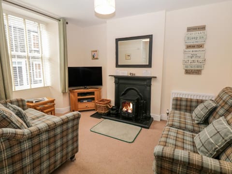 Raglan Cottage House in Bowness-on-Windermere