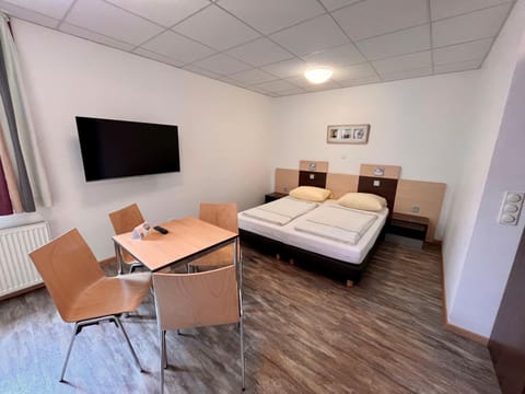 Photo of the whole room, Seating area, Bedroom