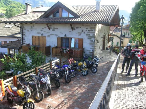 Facade/entrance, Other