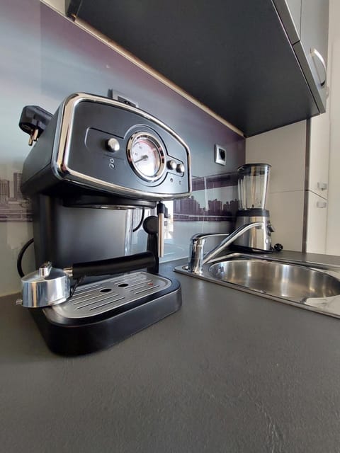 Coffee/tea facilities, Kitchen or kitchenette