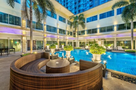 Property building, Pool view, Swimming pool