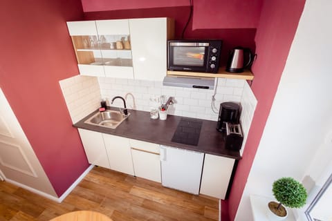 Coffee/tea facilities, Dining area