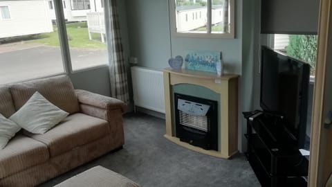Static Caravan for hire, budget friendly House in Scotland