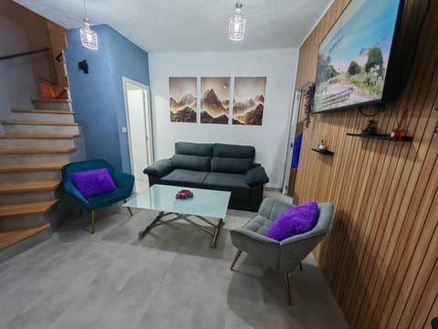 TV and multimedia, Seating area