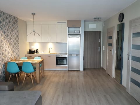 Shower, Toilet, Garden, Bathroom, TV and multimedia, Coffee/tea facilities, Balcony/Terrace, Kitchen or kitchenette, Living room, Photo of the whole room, Seating area, Dining area, Bedroom, On site, Area and facilities