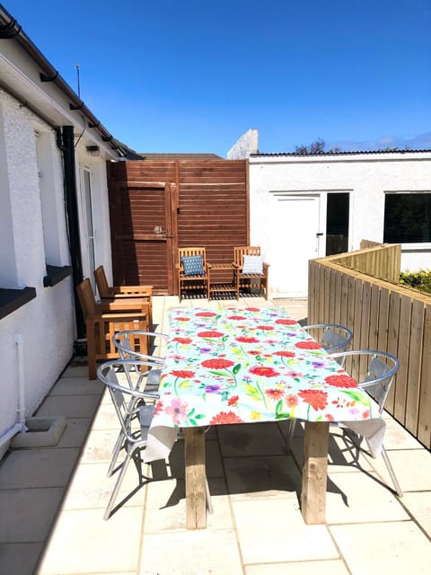 Coolfinn Cottage House in Ballycastle