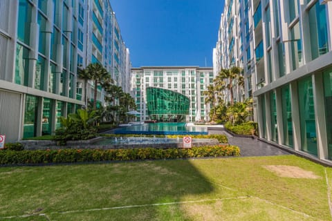 Property building, Garden