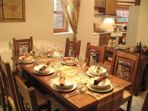 Castle Cottage Bed & Breakfast Bed and Breakfast in Serbia