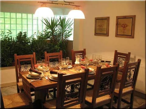 Castle Cottage Bed & Breakfast Bed and Breakfast in Serbia