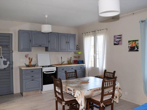 Maison à Perros-Guirec avec jardin, cour, cheminée, WIFI et proche du port de Ploumanac'h - FR-1-368-62 House in Perros-Guirec