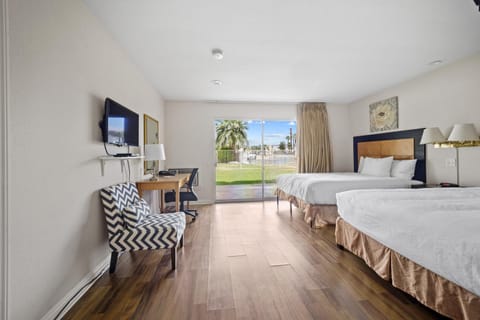 Sol Springs Inn Hotel in Cathedral City