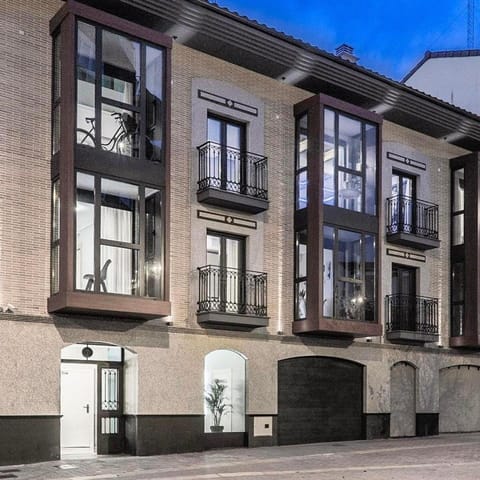 Property building, Facade/entrance