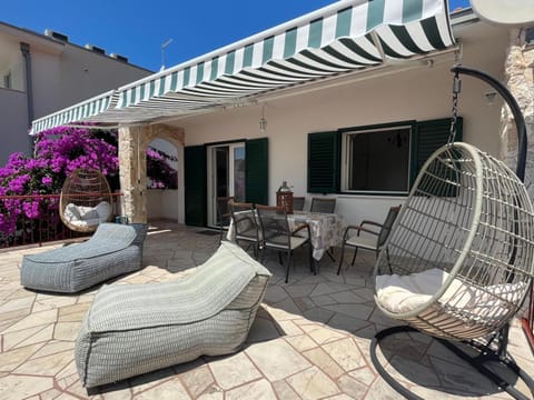 Apartman Planinić, Nova B, 2 Apartment in Šibenik-Knin County, Croatia