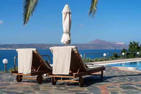 Studio Thea Apartment in Almyrida