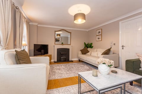 Kirkwood Drive House in Durham