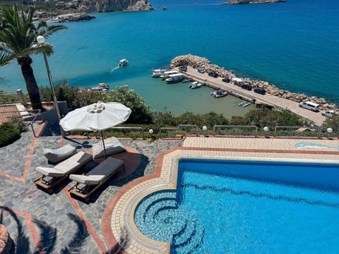 Apartment Sunkiss Apartment in Almyrida