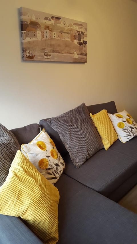 Flemming Place Apartment in East Kilbride