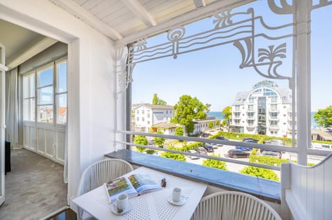 View (from property/room), Balcony/Terrace