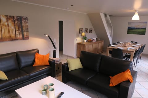 l'oiseau bleu House in Wallonia, Belgium