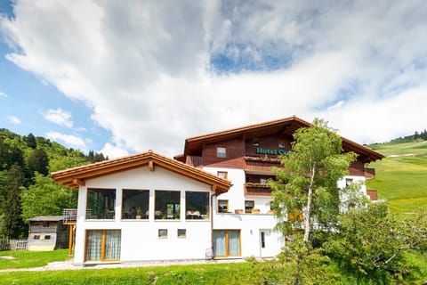 Hotel Cuntera Hotel in Canton of Grisons