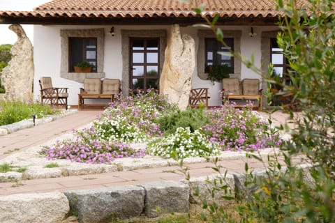 Property building, Patio, Garden, Garden, Garden view, Garden view